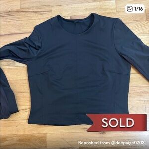 *** SOLD ***  ✨ lululemon athletica Black Long Sleeve Top ✨